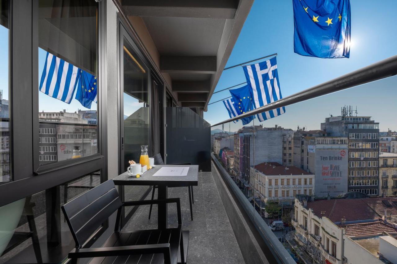 No 15 Ermou Hotel Thessaloniki Exterior photo Flags of the European Union and Greece on a balcony in Athens