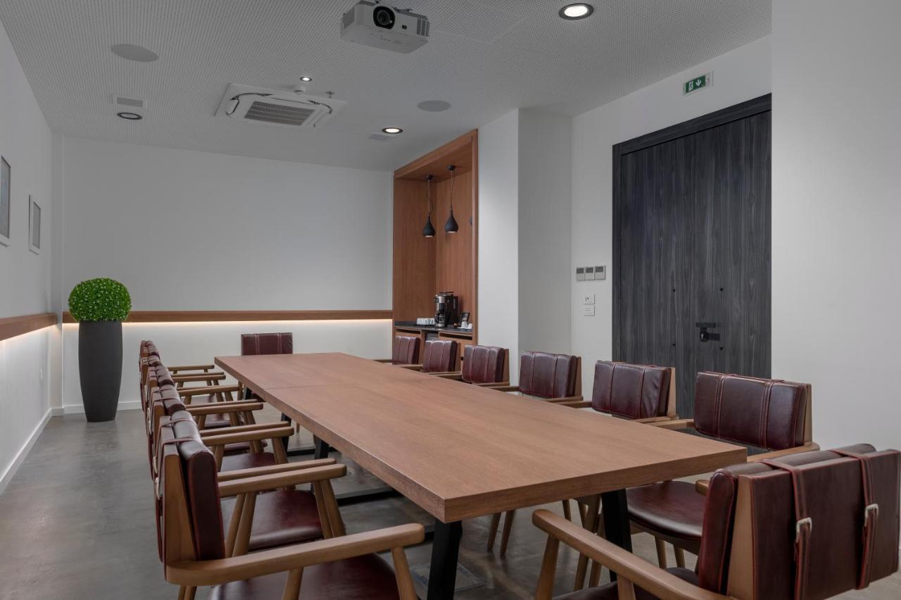 No 15 Ermou Hotel Thessaloniki Exterior photo The boardroom at the London Business School